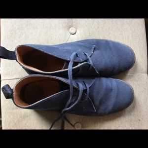 Dr. Martens Chukka boot navy